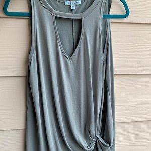 Keyhole tank top
